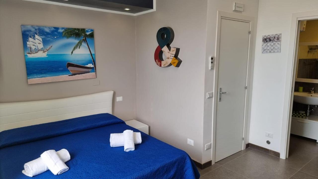 Room & Breakfast Cala Azzurra Макари Экстерьер фото