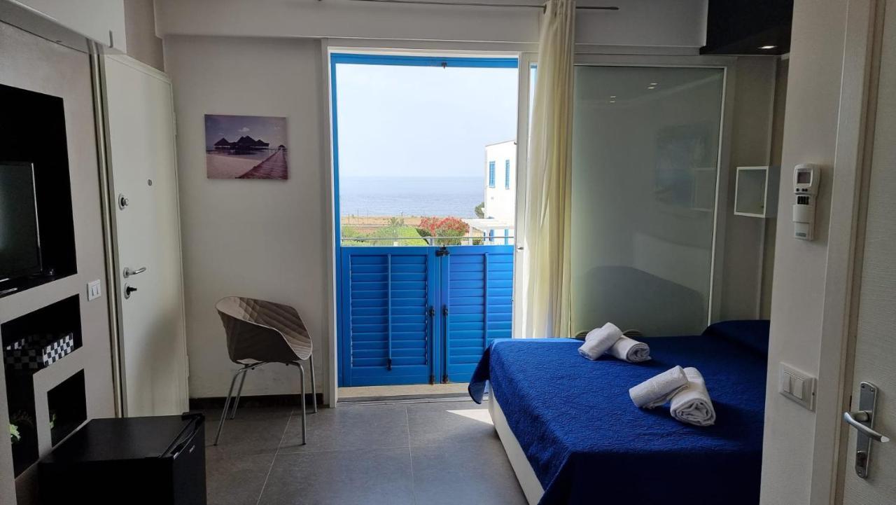 Room & Breakfast Cala Azzurra Макари Экстерьер фото